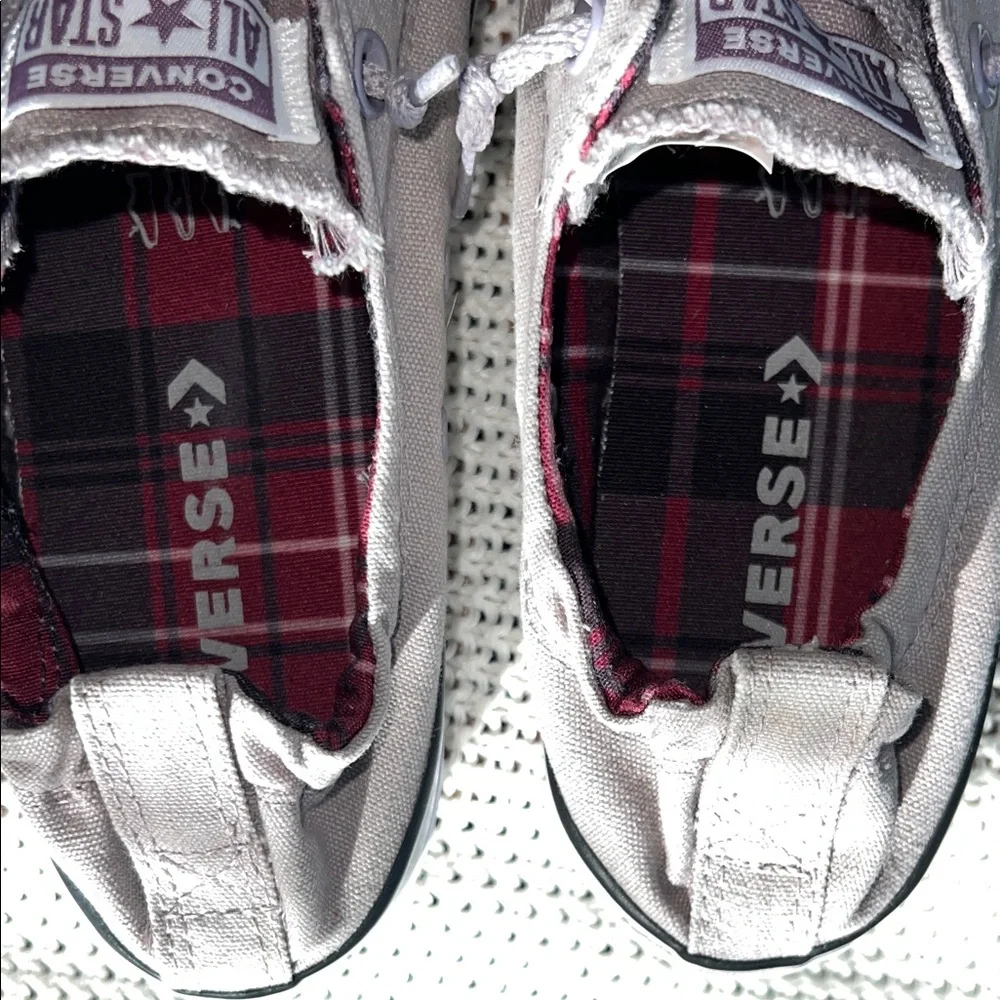 Converse Lavender Low-Top Sneakers - Picture 10 of 13